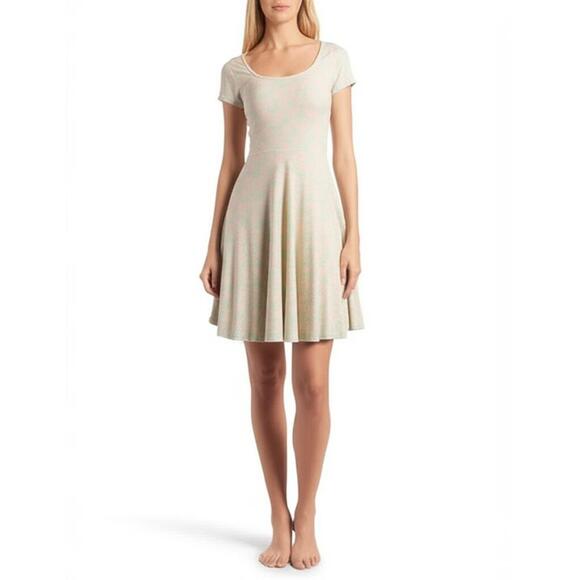 LuLaRoe Dresses & Skirts - LuLaRoe Pullover Dress Women‎ Size XXS Nicole Flared Skirt Comfortable Casual